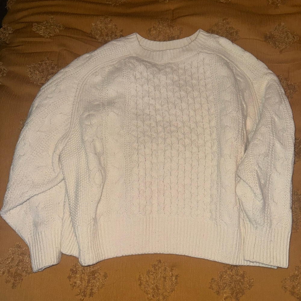 Universal Thread trendy cream white Rory Gilmore sweater, size XL - Picture 2 of 3